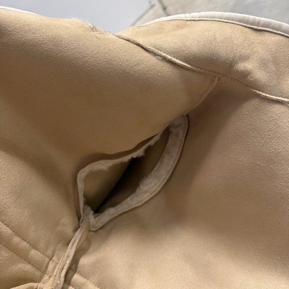 H&M fluffy jacket - Picture 7 of 8